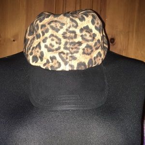 APT. 9 leopard print baseball hat💕